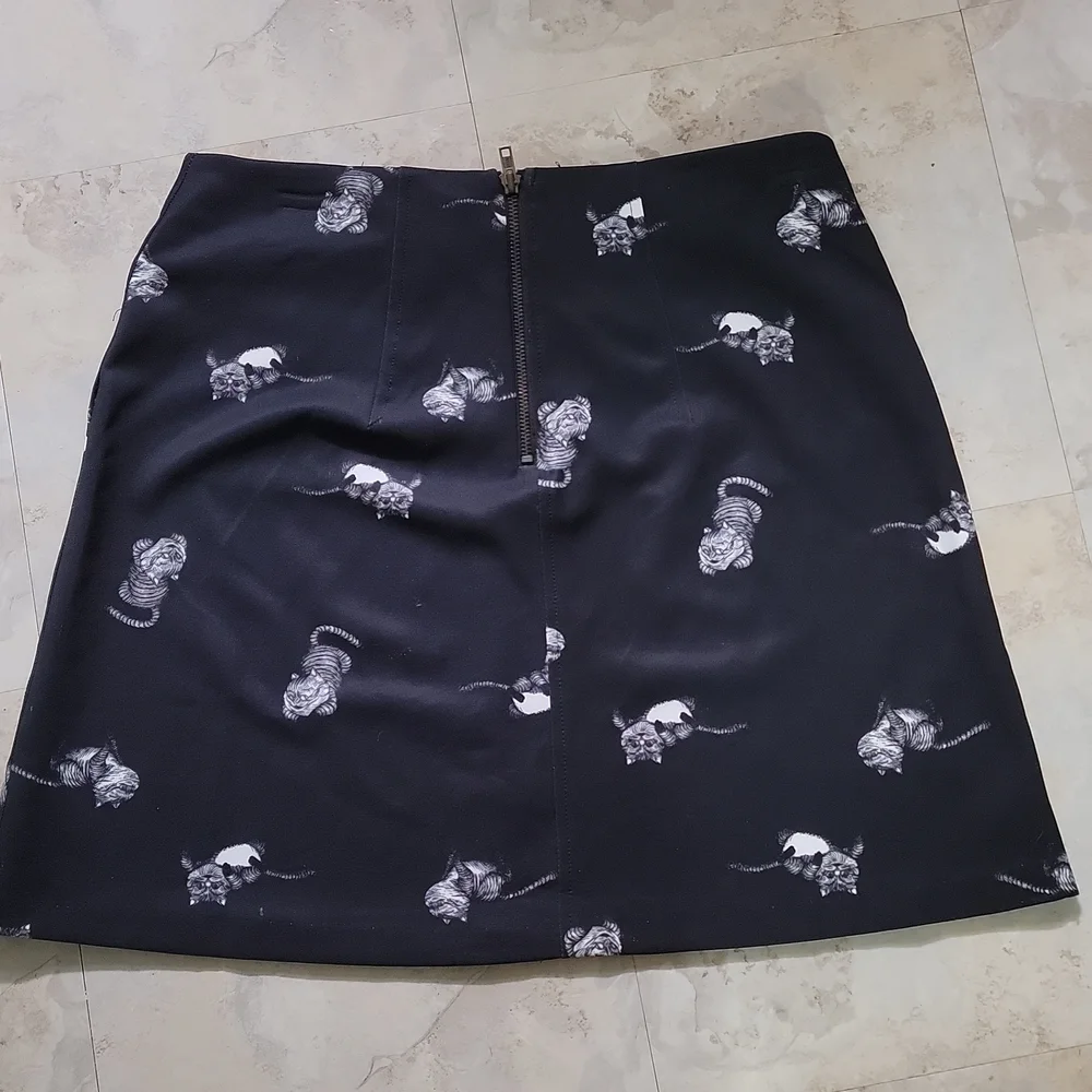 Alice Through the Looking Glass designer black Cheshire Cat skirt - Picture 2 of 7